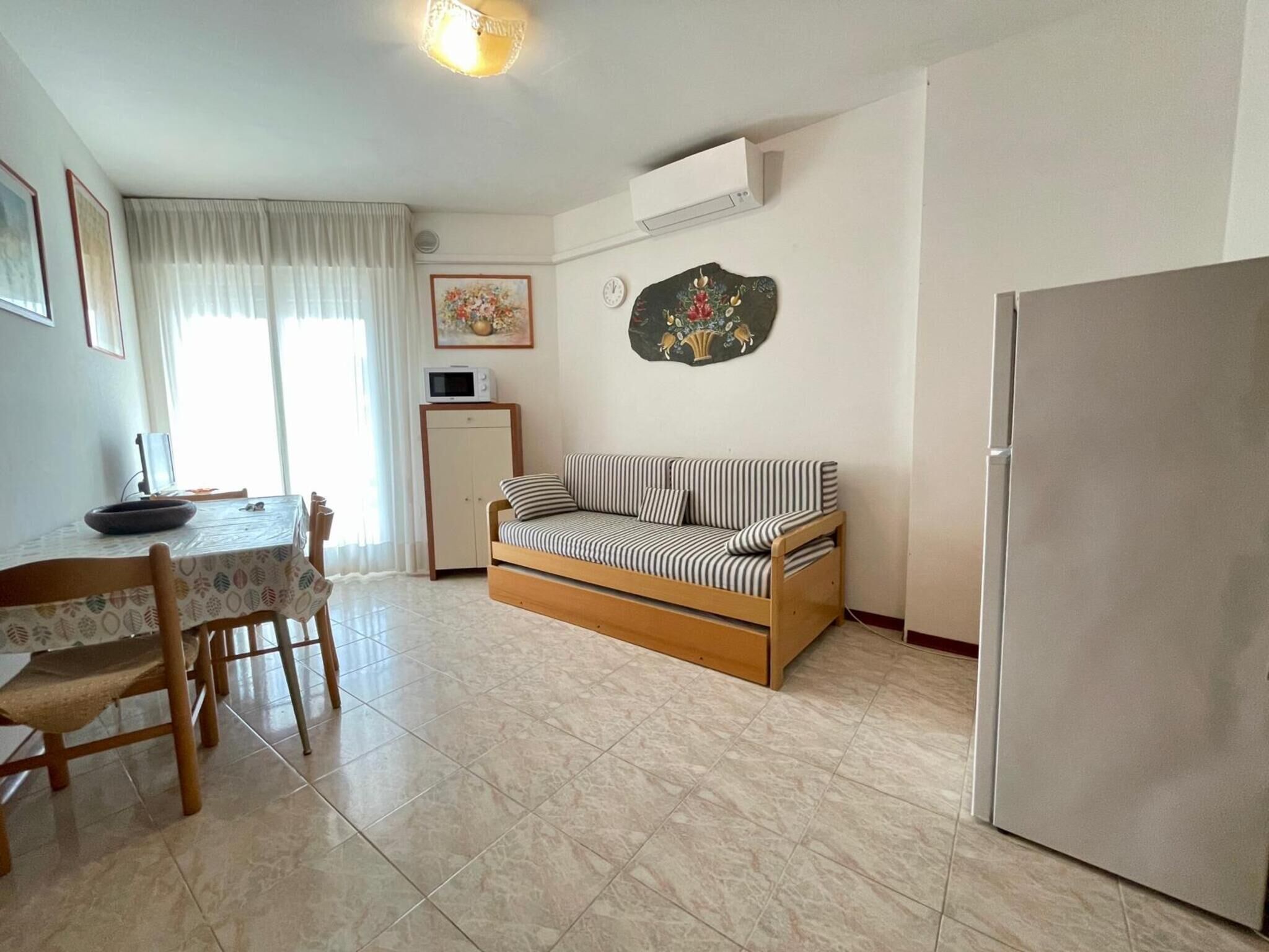 Apartment, 1 Bedroom, Balcony, Ocean View | Living area