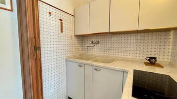 Căn hộ, 1 phòng ngủ, ban công, quang cảnh biển | Bếp riêng