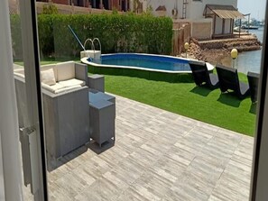 Villa, 5 Bedrooms, Accessible, Smoking | Beach