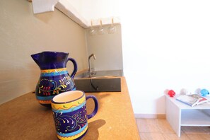 Bungalow, 1 Bedroom, Patio, City View | Private kitchen - Casa Sultanina Torre Santo Stefano in Otranto 3 Places (Otranto)