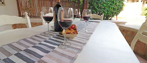 Appartement, 2 chambres, balcon, vue jardin | Enceinte de lâhĂ©bergement