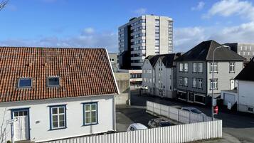 Apartment, 3 Bedrooms, Smoking, Balcony | Exterior