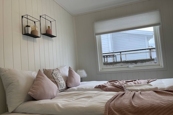Apartment, 3 Bedrooms, Smoking, Balcony | 4 bedrooms