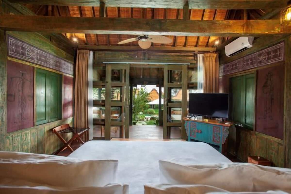 3 kamar tidur, seprai premium, dan minibar