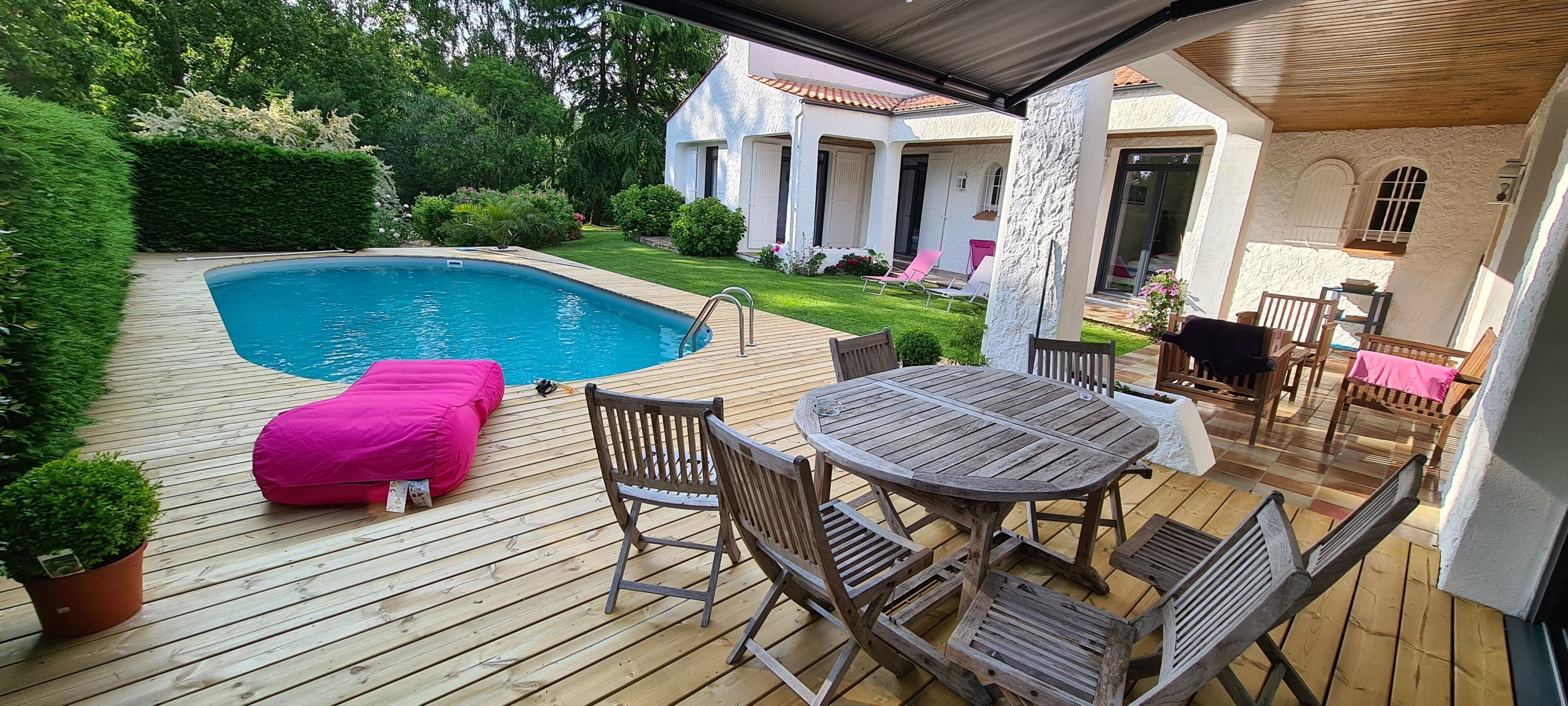 Piscine extérieure, piscine chauffée