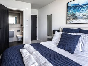 3 bedrooms, free WiFi, bed sheets