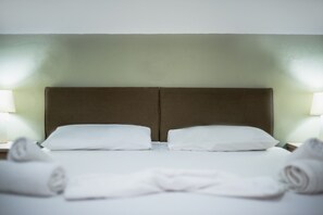 Standard Studio | Free WiFi, bed sheets - Stefania Studios Stalis (Hersonissos)