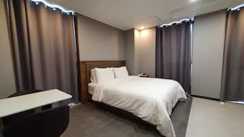 Kamar Double Deluks | Tirai kedap cahaya, kedap suara, dan Wi-Fi gratis
