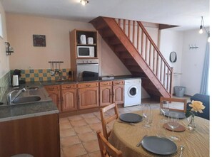 Fridge, microwave, oven, stovetop - La Saline - Le clos des sources (Isigny-sur-Mer)