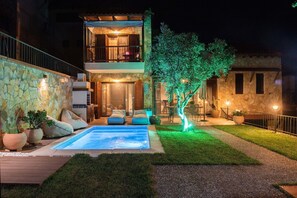 Villa | Terrace/patio - Dandy Villas Nea Roda Melodic Waves (Aristotelis)