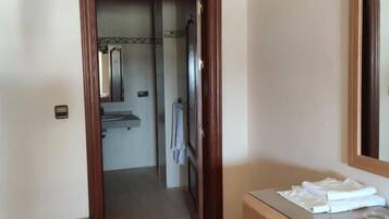 Wifi gratuïta i habitacions accessibles amb cadira de rodes