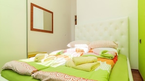 2 dormitorios, tabla de planchar con plancha, wifi y ropa de cama