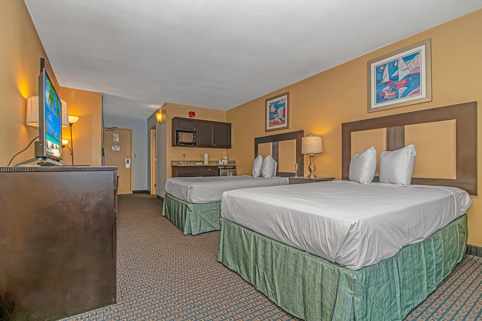 Landmark Resort Double Suite Unit 920 -  Sleeps 4!