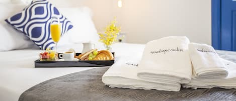 Individually decorated, individually furnished, desk, laptop workspace