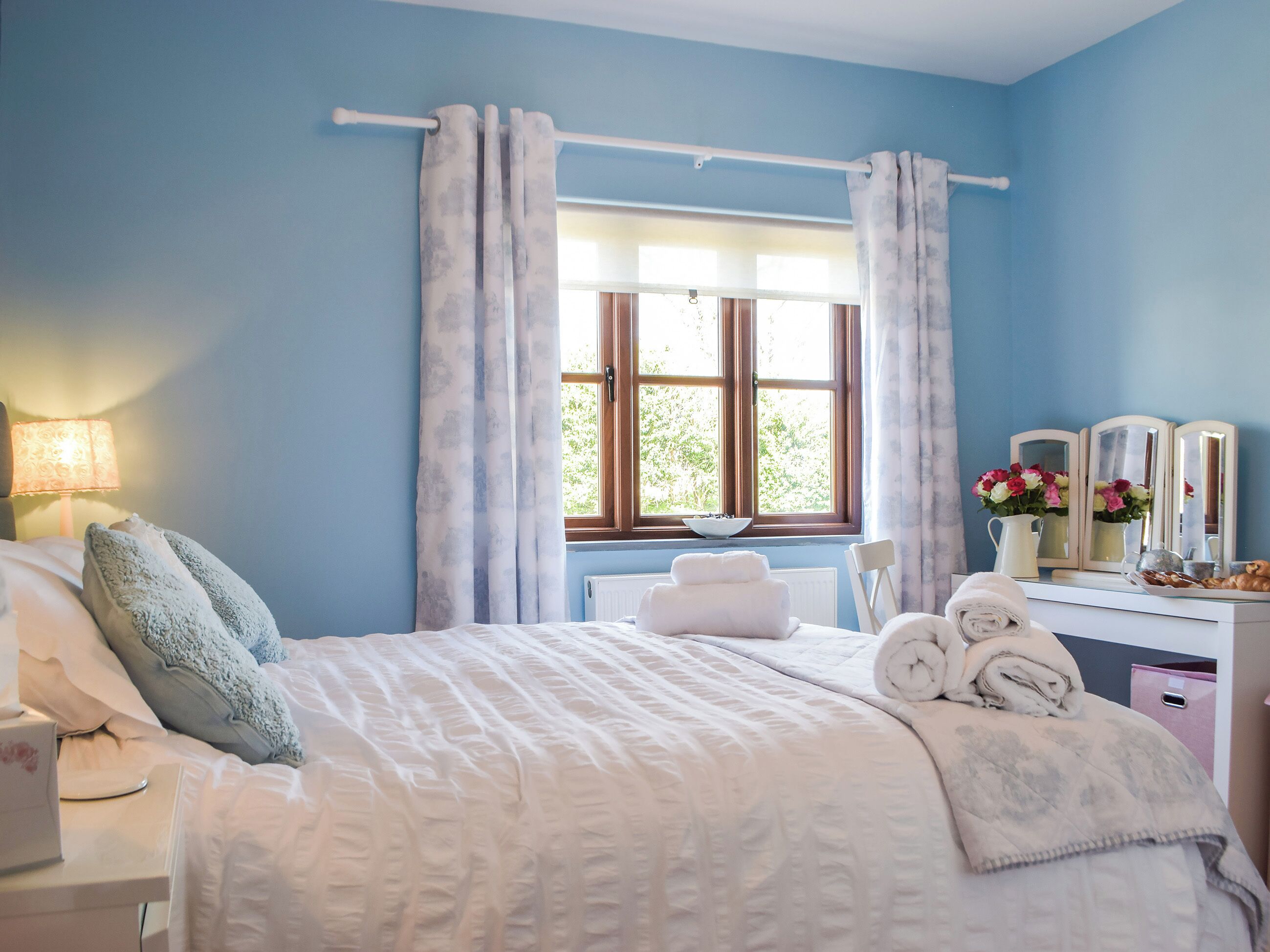 2 bedrooms, WiFi (free), bed sheets