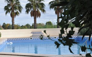 Outdoor pool - Superb duplex with terraces not overlooked. for 4 people (Saint-Cyprien)