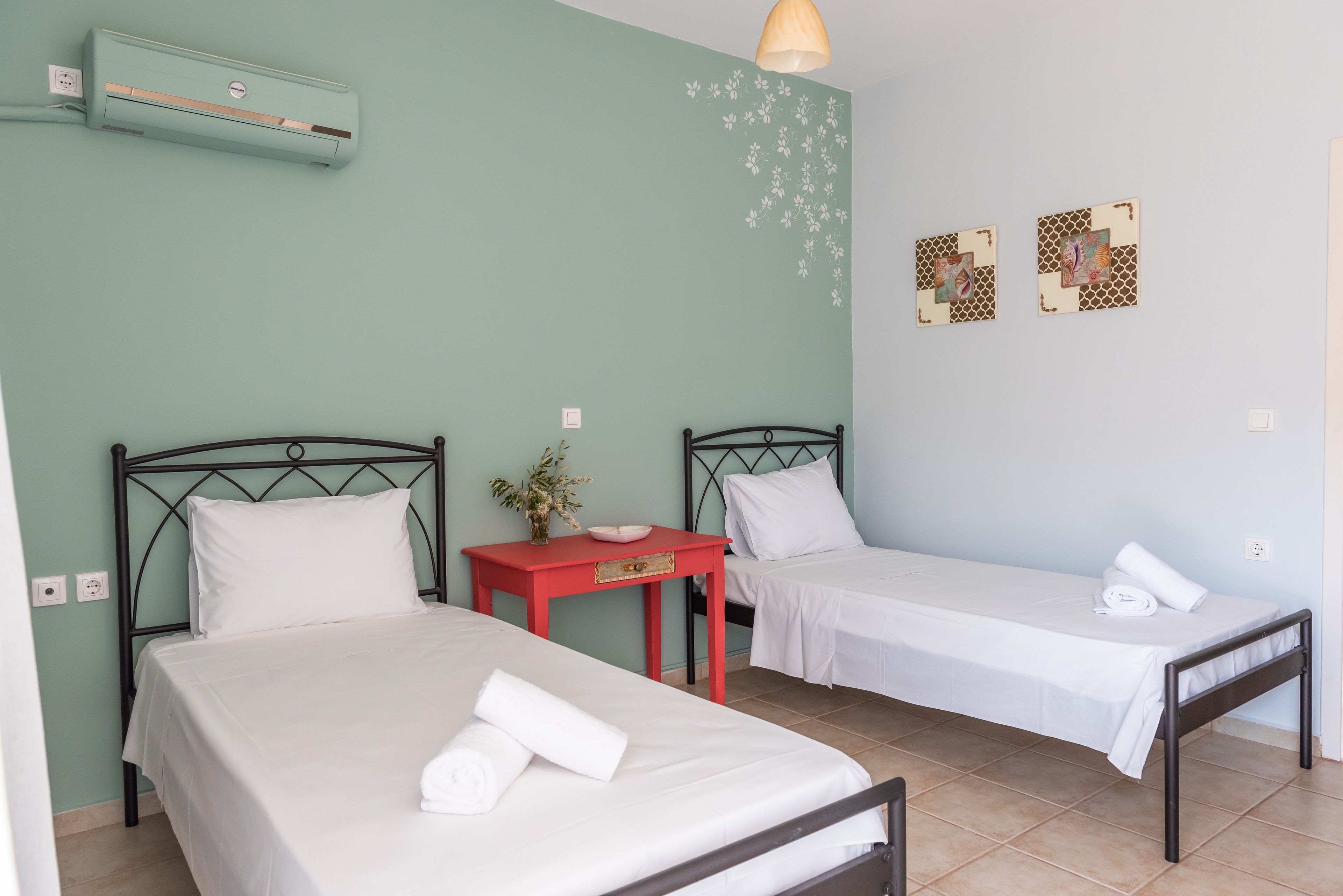 2 chambres, fer et planche à repasser, Wi-Fi, literie fournie