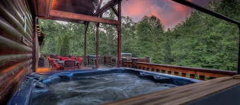 🌲HOLLY JOLLY CHRISTMAS CABIN, 9 KINGS! 6700 SF, 9 BDR, 8 BATHS!🌲