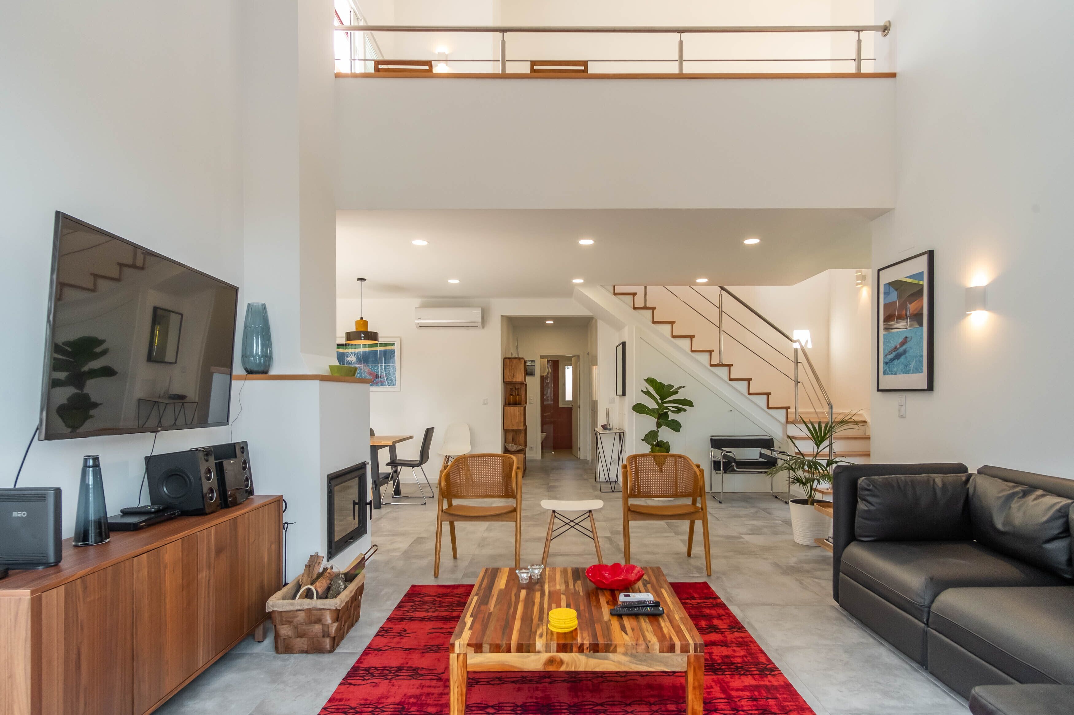 48-inch Smart TV with cable channels, fireplace, DVD player