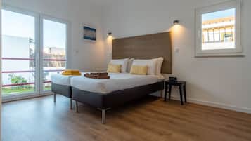 4 bedrooms, Egyptian cotton sheets, premium bedding