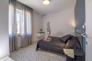 1 Schlafzimmer, Zimmersafe, Bügeleisen/Bügelbrett, Reisekinderbett