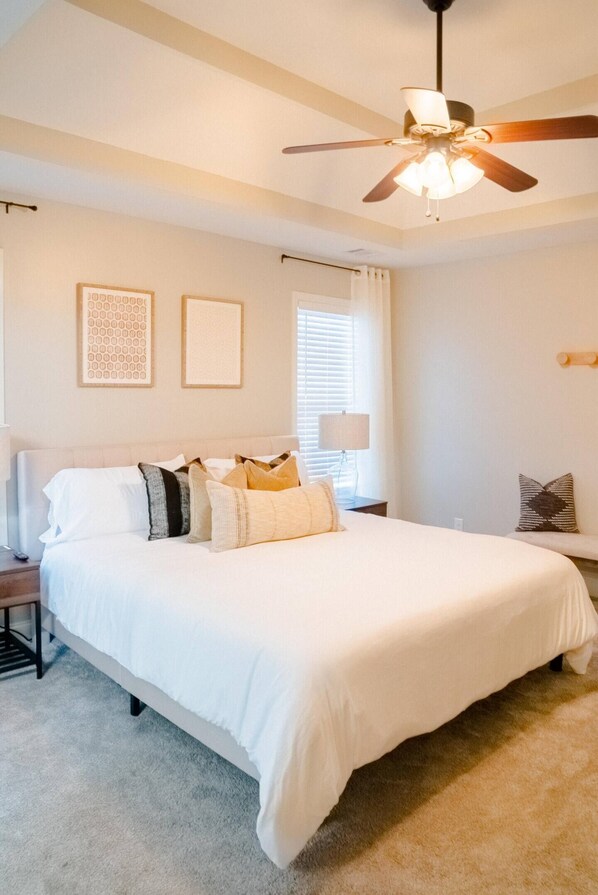 2 bedrooms, desk, iron/ironing board, travel cot