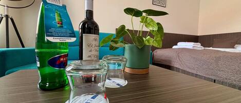 Suite Studio Supérieure | Literie hypoallergénique, minibar, coffres-forts dans les chambres