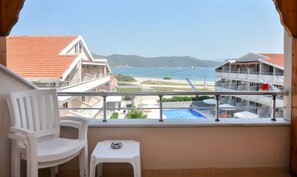 View from property - Altinkum Konaklari (Marmara)