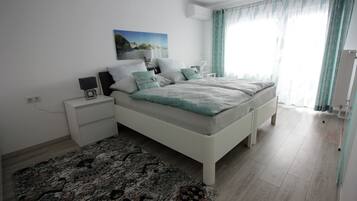 1 sovrum, skrivbord, strykjÀrn/strykbrÀda och gratis wi-fi