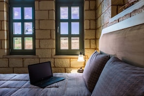 2 bedrooms, laptop workspace, blackout curtains, soundproofing