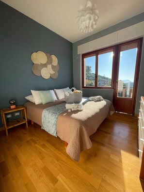 5 bedrooms, iron/ironing board, free WiFi, bed sheets - Delightful Villa with Private Pool- 2 Km Umbria - 10 sleeping accommodations  (Montebuono)