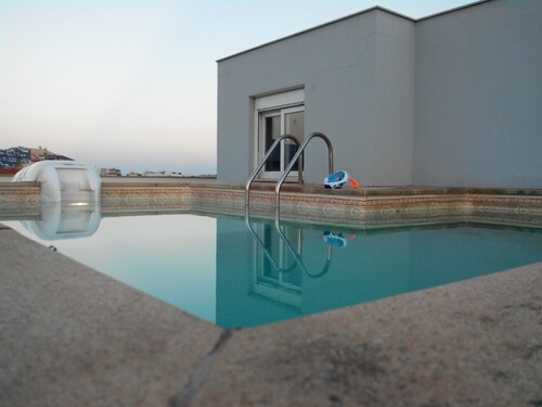 Le VIGATA, duplex apartment and roof terrace, private swimming pool