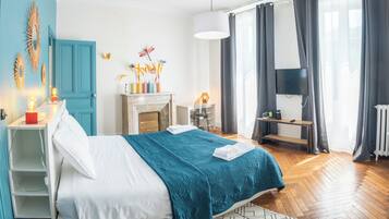 Literie de qualité supérieure, décoration personnalisée, bureau