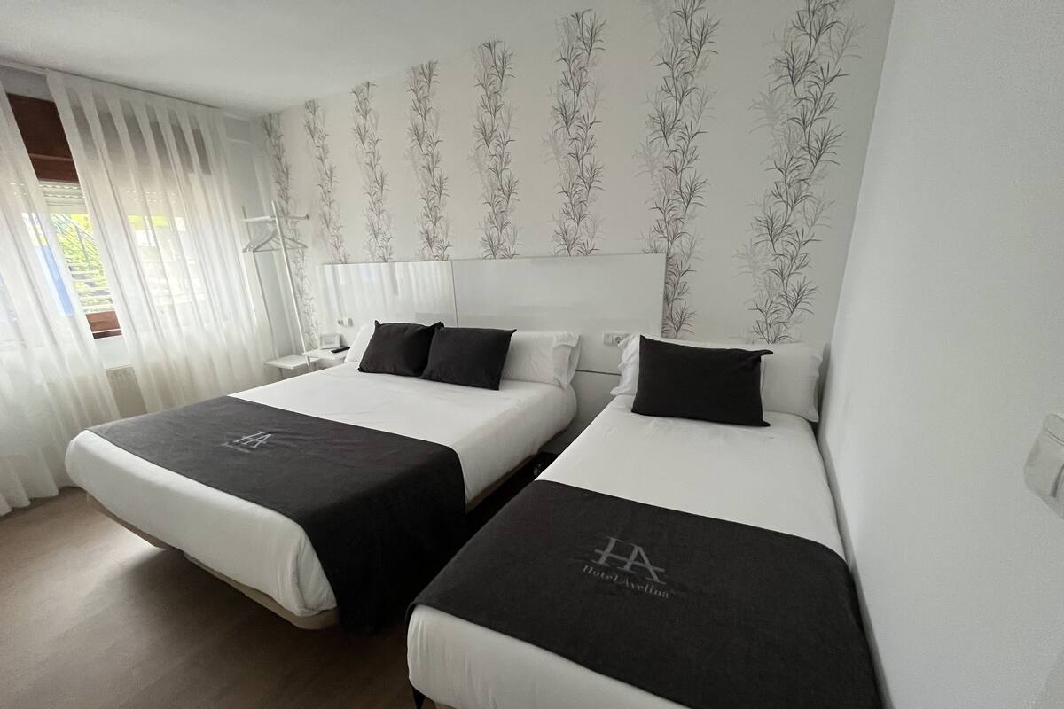 Standard Triple Room | WiFi (free)