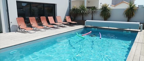 室外泳池、暖水池