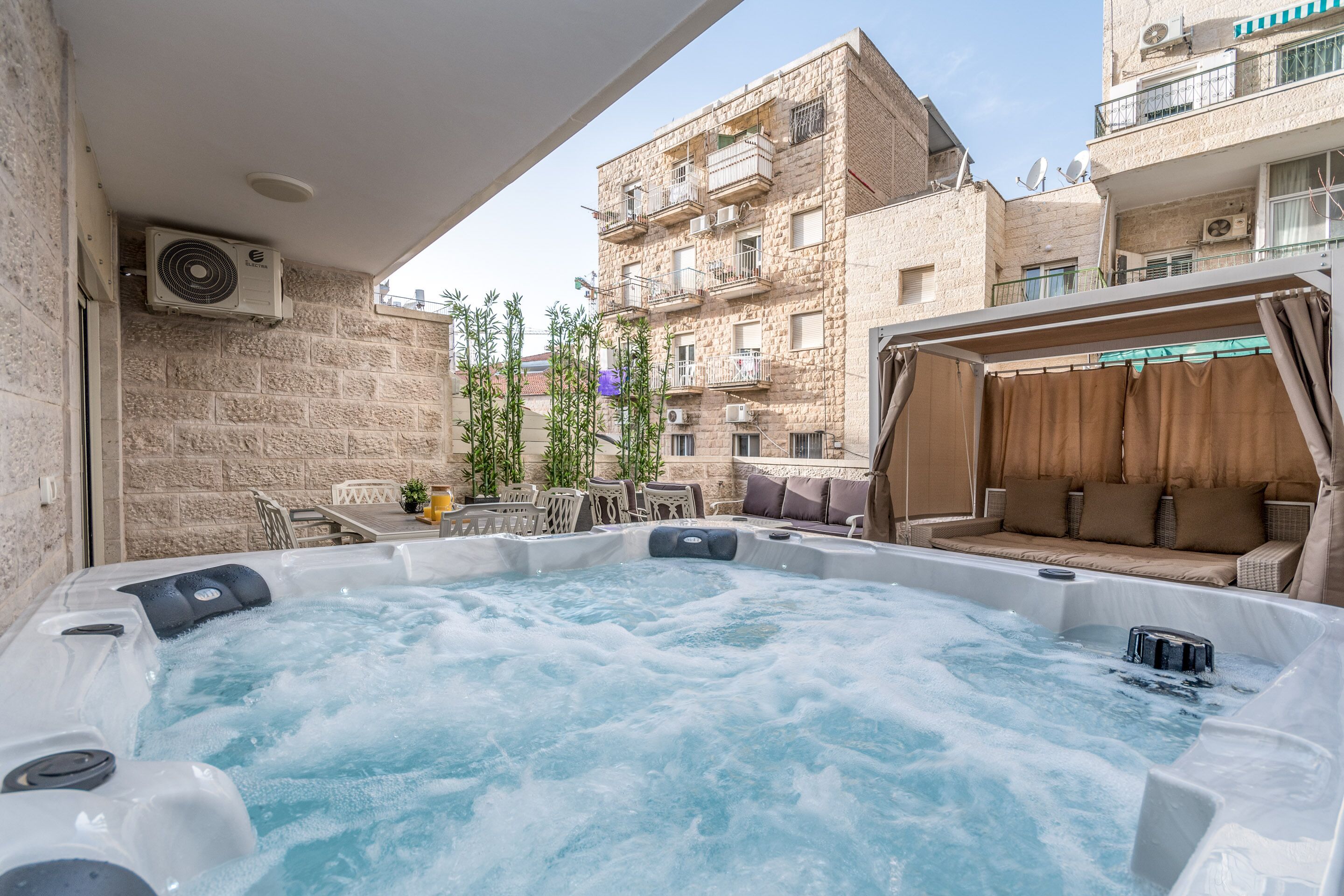 Apartment | Terrace/patio