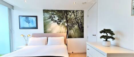 Premium Penthouse | 2 bilik tidur, meja, ruang kerja komputer riba, kalis bunyi