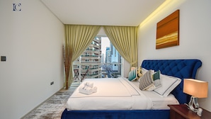 Apartment - Brand New 1BR Apartment West Avenue Marina - CLN (Dubai)