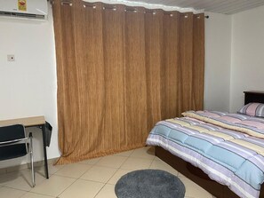 2 chambres, bureau, fer et planche à repasser, Wi-Fi
