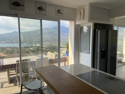 Villa Propriano 6 to 8 people VILLA WITH POOL AND SEA VIEW