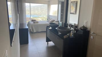 5 sovrum, strykjÀrn/strykbrÀda, gratis wi-fi och sÀngklÀder