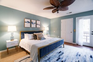 5 chambres, fer et planche à repasser, lit parapluie, Wi-Fi gratuit