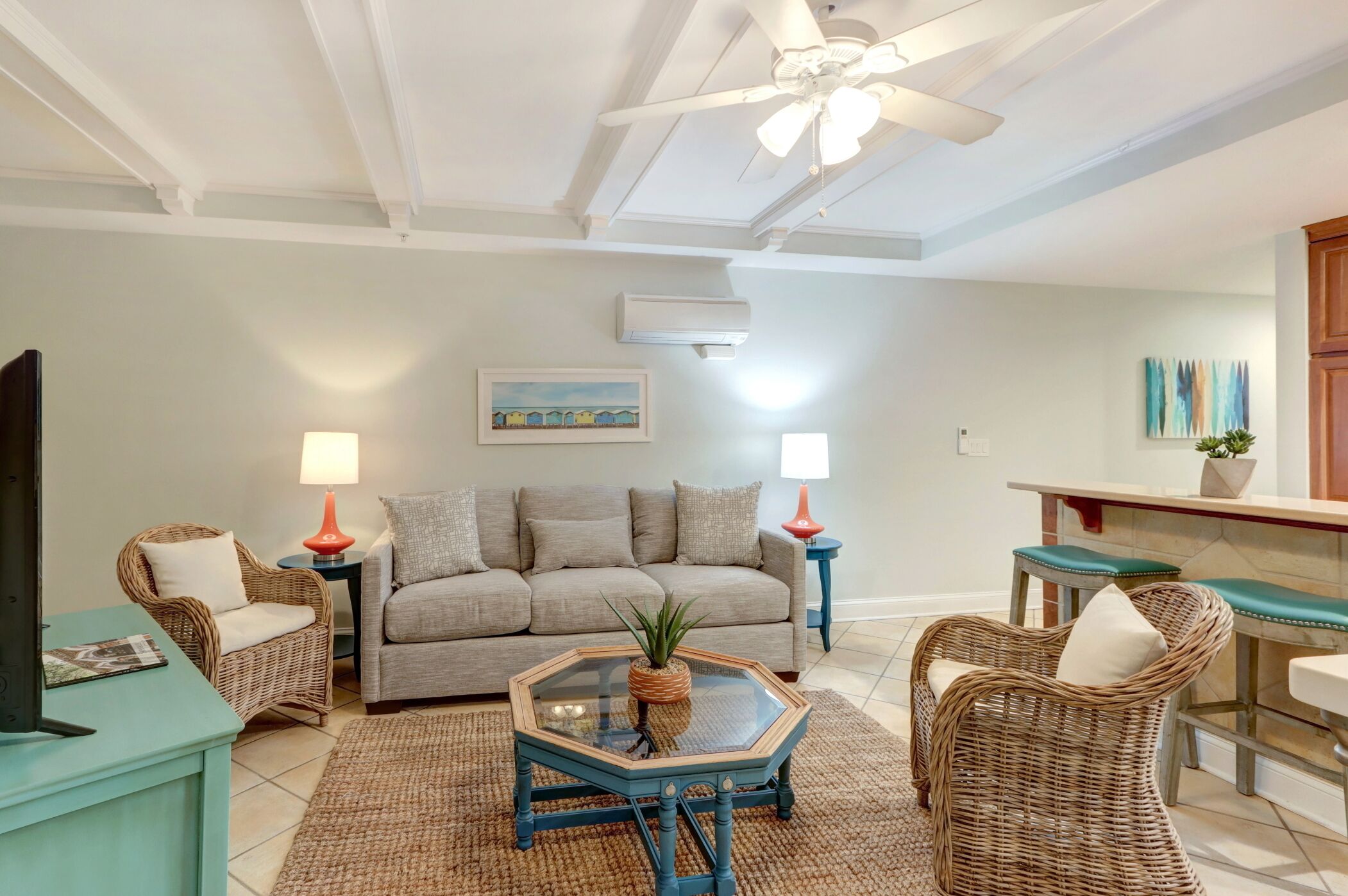 Beachside Colony🏖️Oceanfront Resort Great Price!😎@Colony Suites Going Fast 2/2