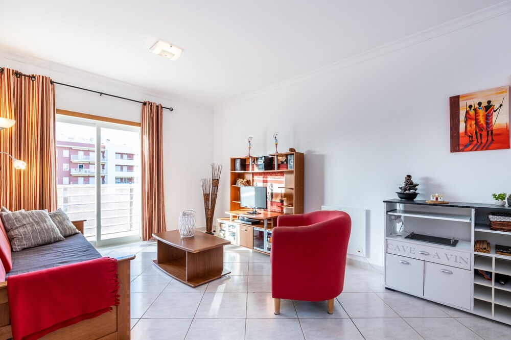 Bernies Folly - great apartment minutes from main beach