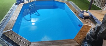 Pleasant house with swimming pool, jaccuzi and barbecue in the east of the island. 