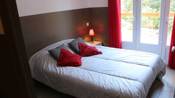 3 quartos, ferros/tábuas de passar roupa, berço de viagem, Wi-Fi