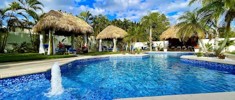 Outdoor pool, a heated pool