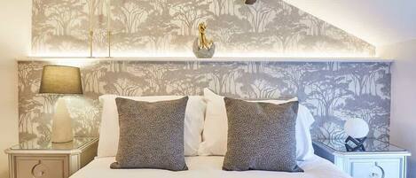 2 chambres, literie de qualité supérieure, fer et planche à repasser