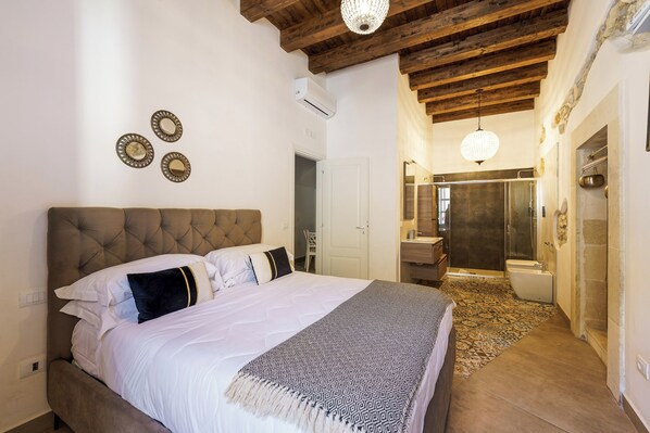 2 habitaciones, wifi gratis y ropa de cama