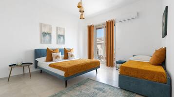3 bedrooms, WiFi (free), bed sheets